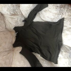 3/4 banana republic shirt